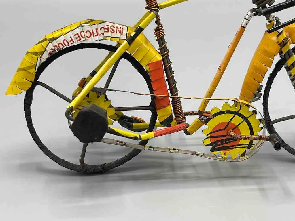 African Recycled Wire Cloth Seat Toy Racing Bike - Burkina Faso