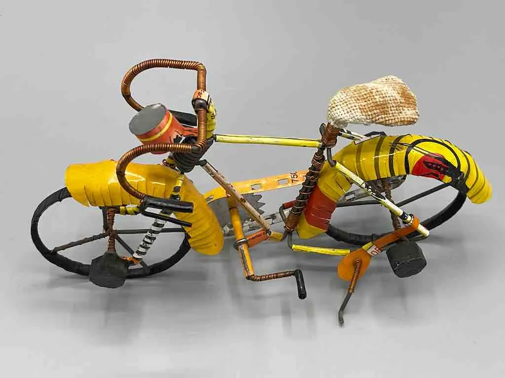 African Recycled Wire Cloth Seat Toy Racing Bike - Burkina Faso