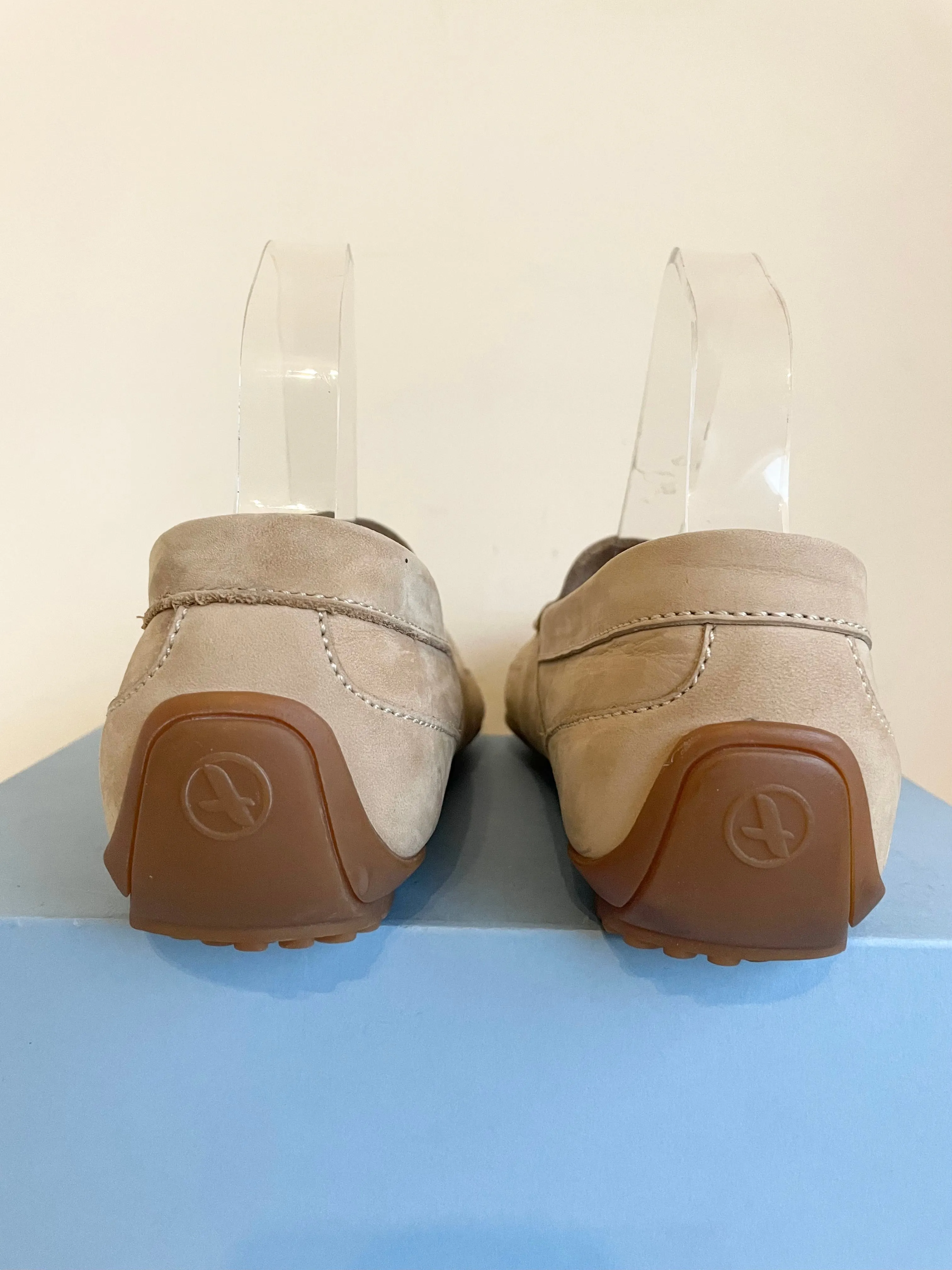 AIGLE BEIGE MOLESKIN LEATHER FLAT LOAFERS SIZE 7/40