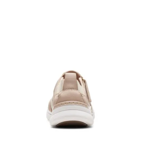Clarks Teagan Step Sand Leather
